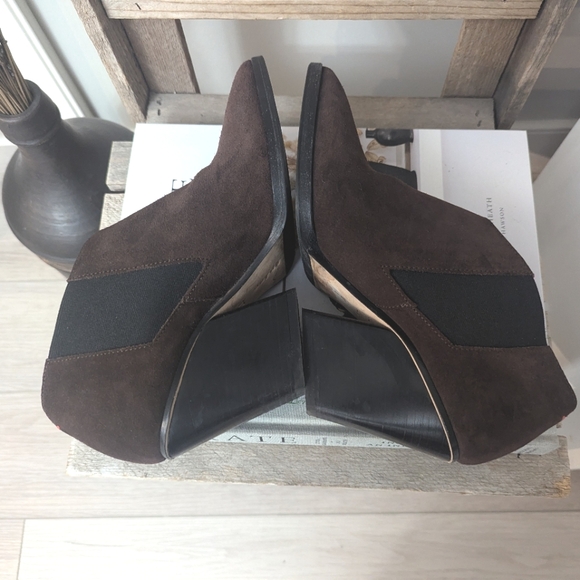Aeyde Brown Suede Ankle Boots - Picture 6 of 13